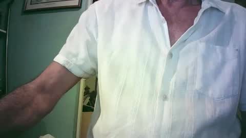 Snapshot of handymanforyou177322 chatting on October 10, 9:50 pm handymanforyou177322 online show from October 10, 9:50 pm