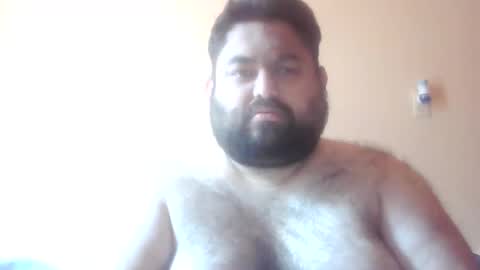 Hunk Fingers online show from March 9, 4:33 pm