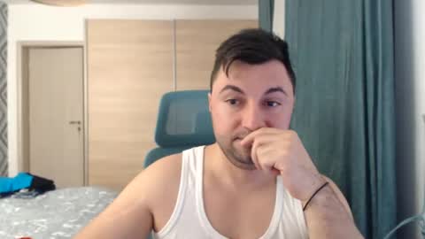 HankMalone online show from February 26, 5:39 pm