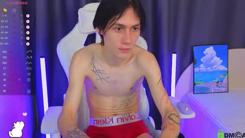 Mark online show from February 3, 6:24 pm