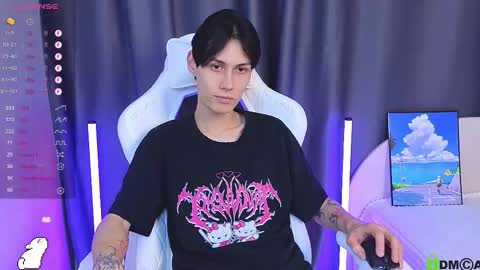 Mark online show from November 4, 11:00 am