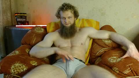 Valentino Hard online show from April 1, 2:25 pm