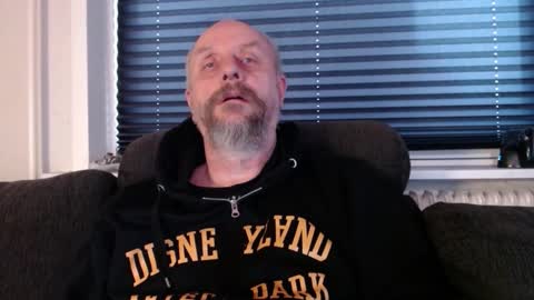 MrLazy online show from December 18, 12:56 pm