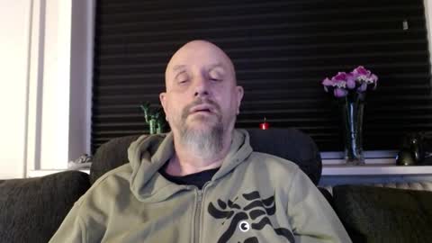 MrLazy online show from January 7, 7:08 pm