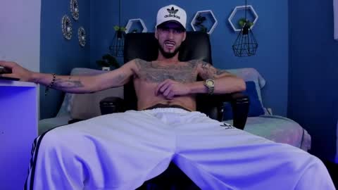 harold_999 online show from June 6, 1:39 pm
