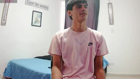 Snapshot of harrythomson1 chatting on October 12, 8:36 pm harry thomson online show from October 12, 8:36 pm