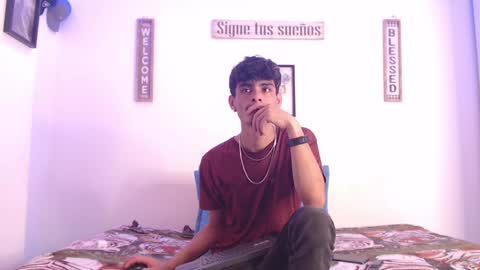 Snapshot of harrythomson1 chatting on January 11, 9:15 am harry thomson online show from January 11, 9:15 am