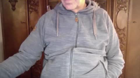 hot n  nasty online show from October 24, 11:01 am