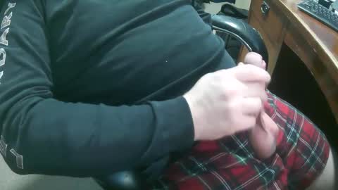 Snapshot of hashtagsorcerer chatting on January 15, 3:11 am boner man online show from January 15, 3:11 am