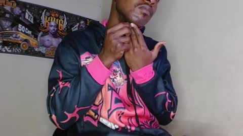 hazlan_420 online show from October 4, 11:15 am