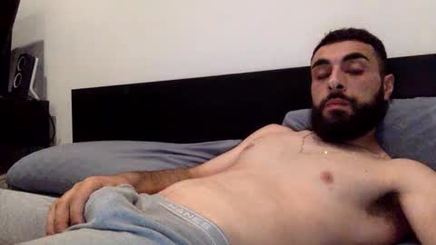 Snapshot of hbabian chatting on October 26, 8:05 am hbabian online show from October 26, 8:05 am