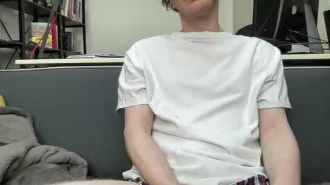 hchappel19 online show from March 8, 11:36 am