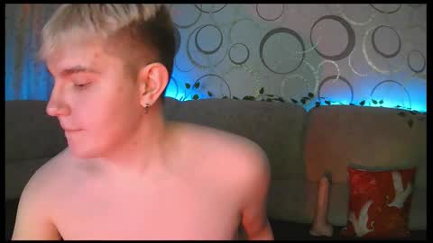 Justin online show from March 1, 6:40 pm