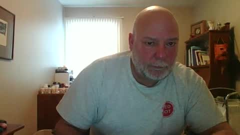 Snapshot of helloforfun111 chatting on February 17, 1:31 pm helloforfun111 online show from February 17, 1:31 pm