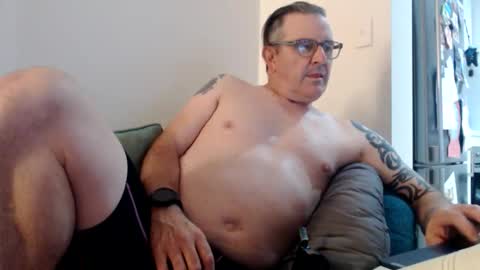 hempie1973 online show from October 1, 9:13 am