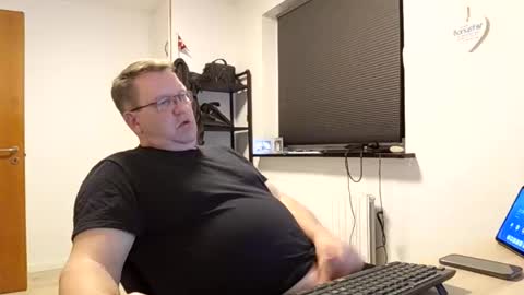 henrikrp1971 online show from March 1, 8:53 pm