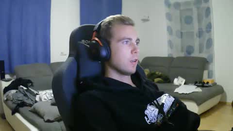 John Pearl online show from November 22, 5:34 pm