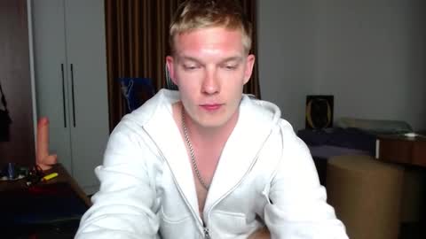 Gregblonde  Alextattoo online show from September 9, 1:43 pm