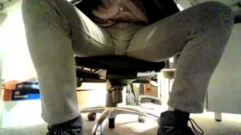 hering76 online show from December 27, 8:13 am