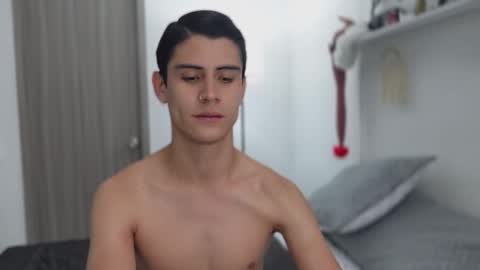 hey_cesard online show from December 18, 5:53 pm