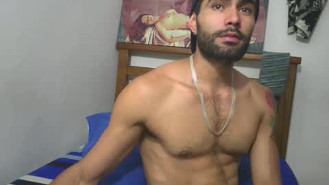 hideonbush online show from February 9, 3:38 pm