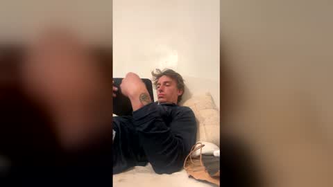 Drake online show from February 25, 11:33 am