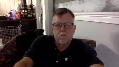 TwoDaddies online show from December 14, 8:05 pm