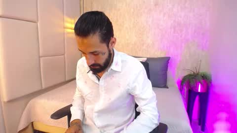 Hisoka online show from March 1, 2:33 am