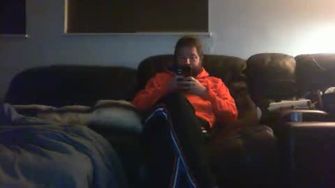 hobbes80 online show from January 1, 7:52 am