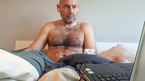 honeydaddyforyou online show from November 24, 8:37 am