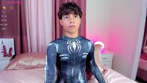 honeymoon_sariel online show from November 24, 8:43 pm