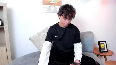 honeymoon_sariel online show from January 8, 8:47 pm