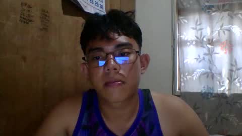 horni_boy22 online show from May 6, 8:26 am