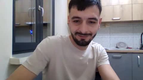 horny_couple9600 online show from December 13, 11:33 pm