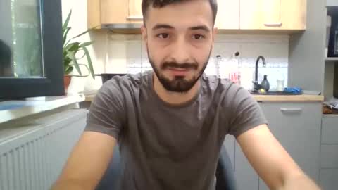 Snapshot of horny_couple9600 chatting on September 24, 5:07 am horny_couple9600 online show from September 24, 5:07 am