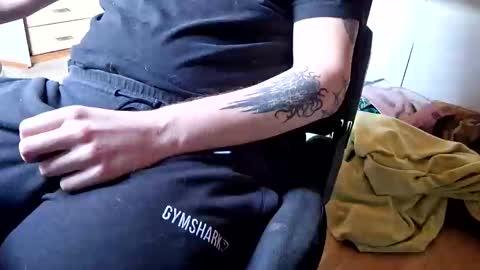 hornyandopenminded online show from October 30, 1:34 pm