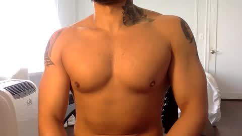 hornybbcxx online show from October 23, 7:06 pm