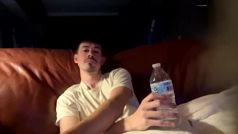 Snapshot of hornyboi2710 chatting on September 12, 12:32 am Justin 7 inches online show from September 12, 12:32 am