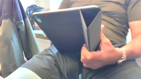 Alex M online show from December 19, 9:06 pm