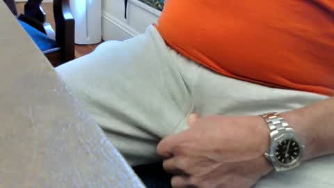 Alex M online show from February 9, 8:34 pm