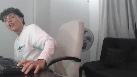 Salomon online show from January 15, 10:12 pm