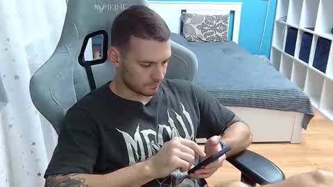 hot_cap_77 online show from December 21, 8:17 pm