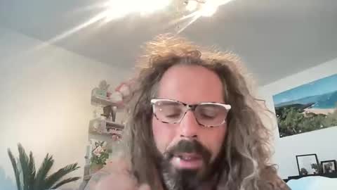 letmedoo2 online show from December 6, 9:10 am