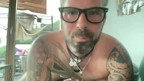 letmedoo2 online show from October 1, 4:55 pm