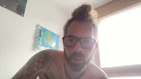 letmedoo2 online show from December 7, 9:28 am