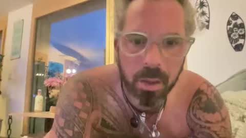 letmedoo2 online show from September 24, 5:44 pm