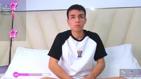 hotboy21_ online show from October 7, 3:54 am