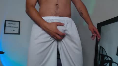 Alex Neon online show from February 1, 4:33 pm