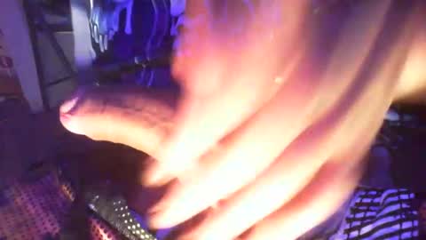 Snapshot of hotdick4200 chatting on October 21, 9:23 am hotdick4200 online show from October 21, 9:23 am