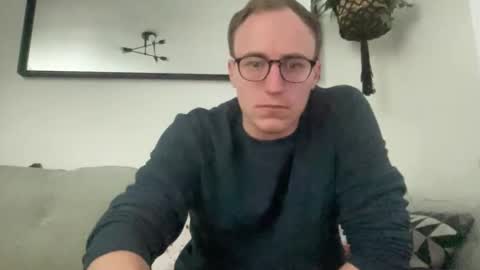 hotholby86 online show from November 2, 4:44 pm